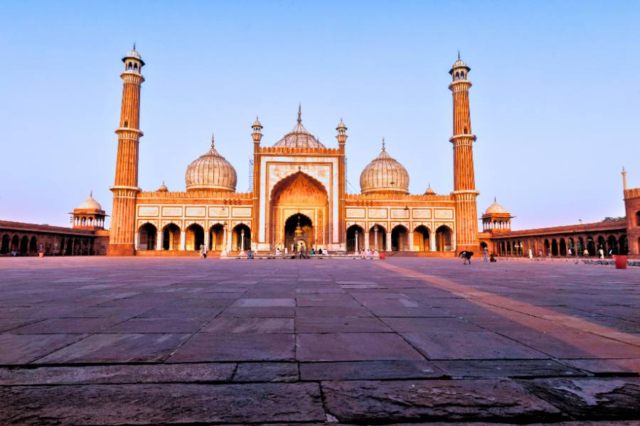 Old and New Delhi Private Guided Tour - 8 Hours